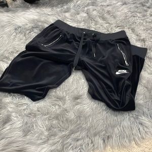 Velour Nike jogger